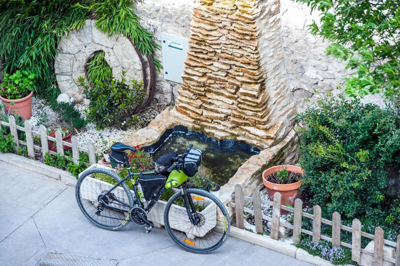 Albergue Turistico "La Fabrica" Tardajos 외부 사진